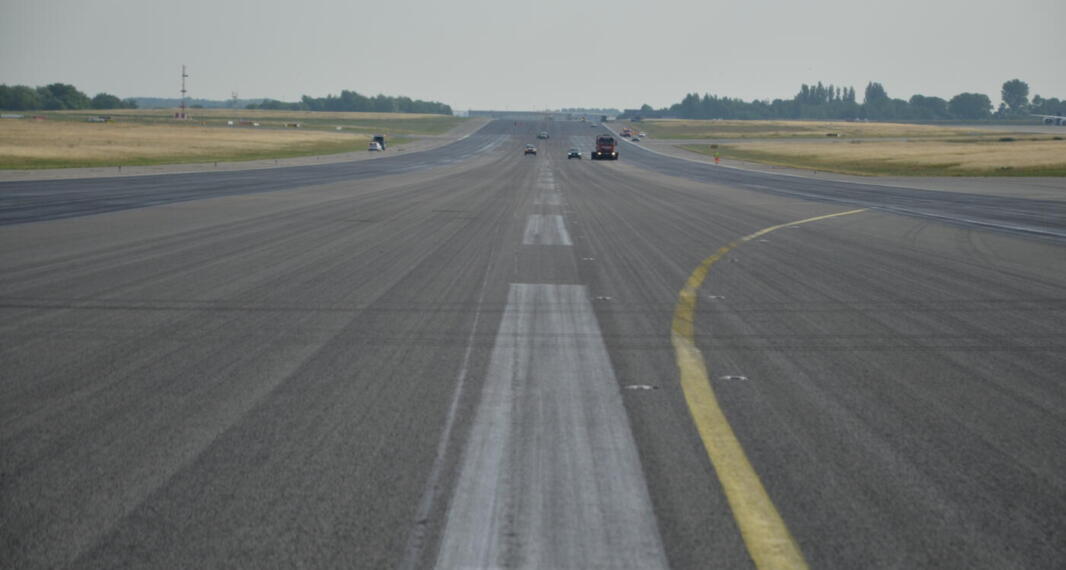 Aéroport de Liège – Enduit réjuvénant sur la piste